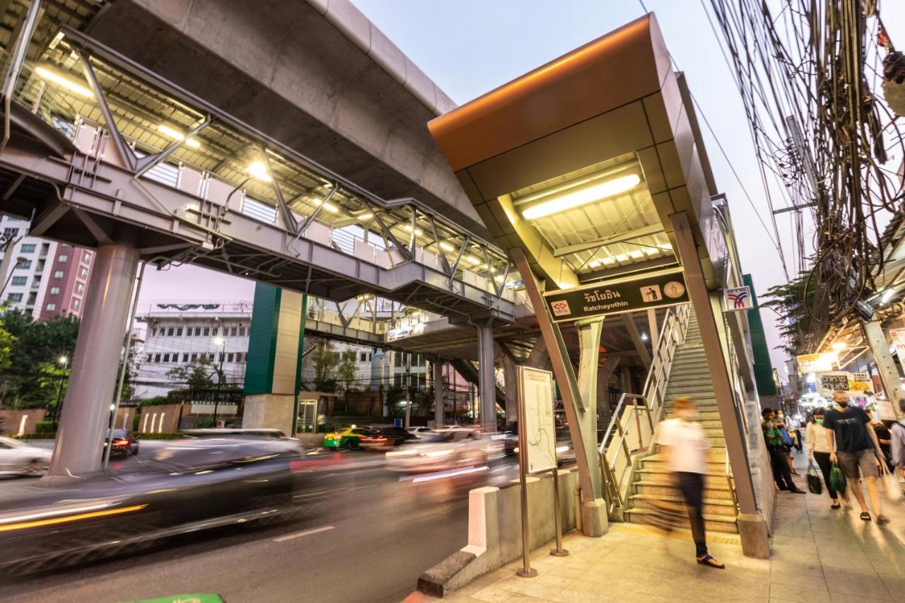 Baan Kun Mhor Hostel บ้านคุณหมอโฮสเทล Bangkok Exterior photo