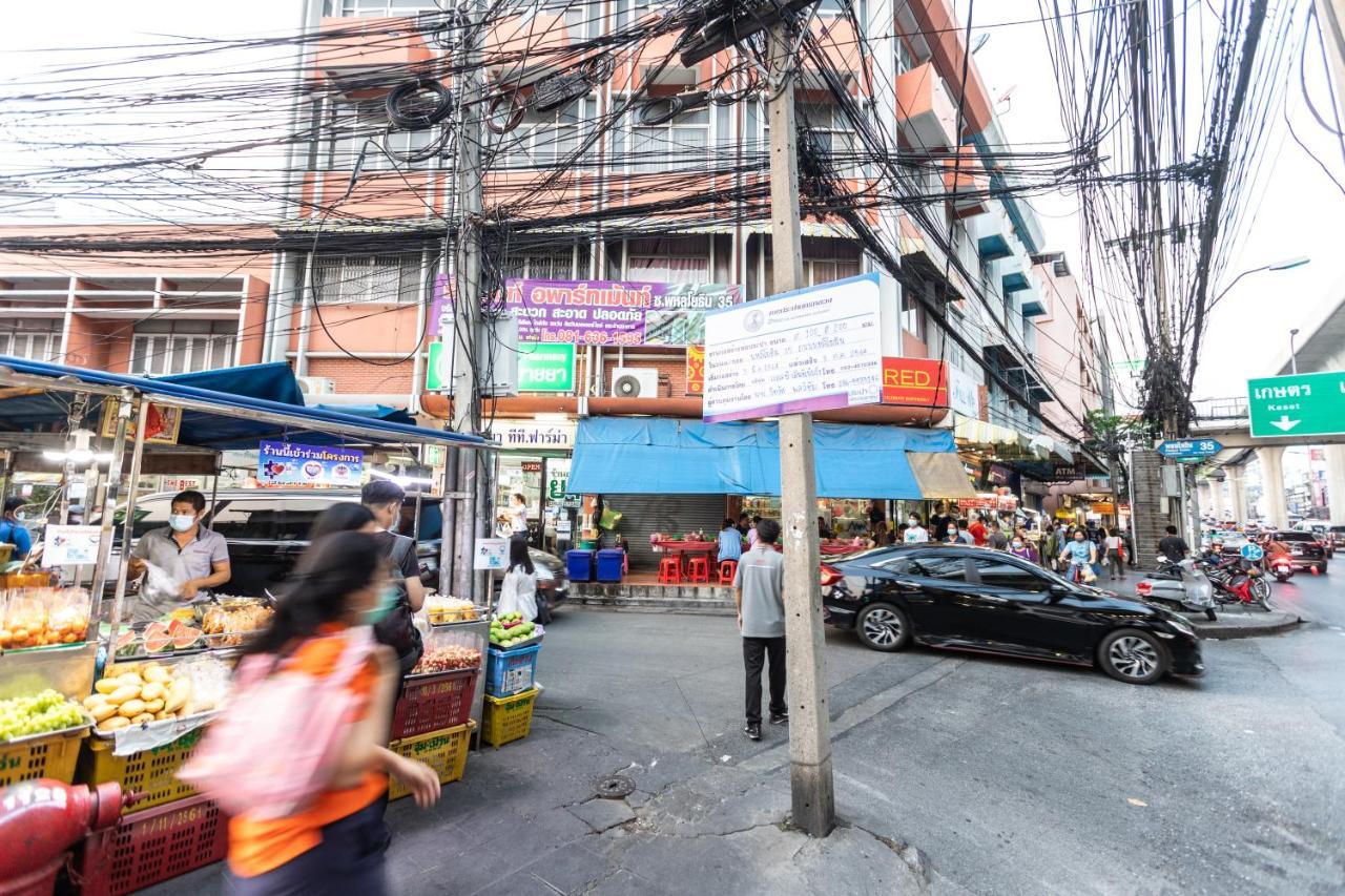 Baan Kun Mhor Hostel บ้านคุณหมอโฮสเทล Bangkok Exterior photo